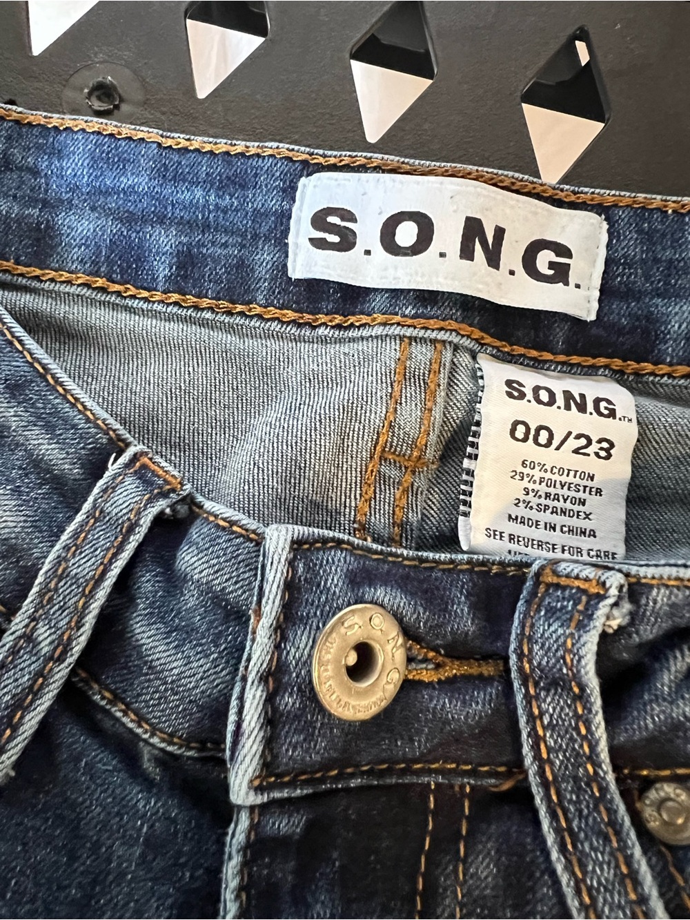 S.O.N.G. Women's Boot Cut Jeans in Dark Blue Denim - Picture 3 of 5